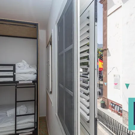Vandrarhem Casa Jalou *