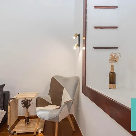 Casa Jalou 아게이크