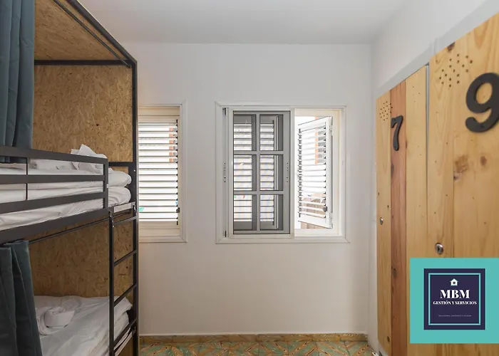 Casa Jalou Hostel *